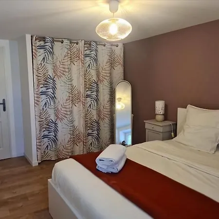 度假居 La Doline 3*